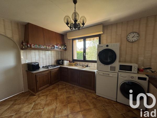 Maison traditionnelle 5 pièces de 117 m² à Presles-en-Brie (77220)