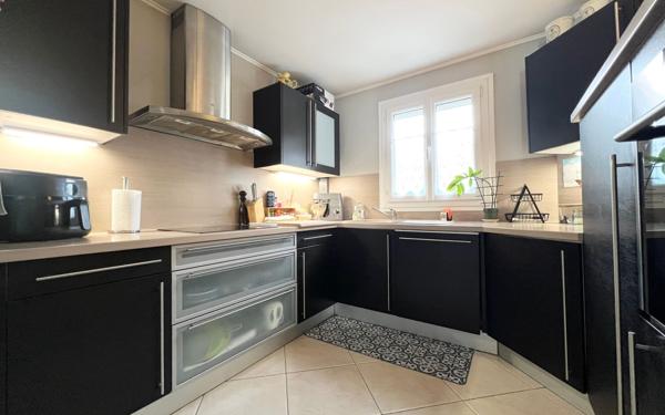 Maison à vendre    4 pièces • 95,47 m2 Villiers-sur-Marne