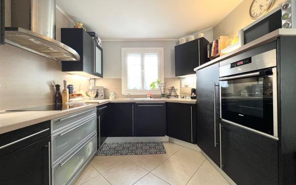 Maison à vendre    4 pièces • 95,47 m2 Villiers-sur-Marne