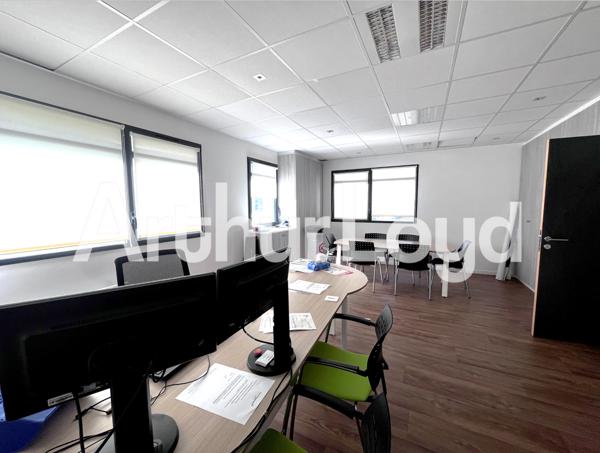 BUREAUX ST CONTEST - À VENDRE - 281 m²