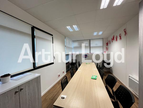 BUREAUX ST CONTEST - À VENDRE - 281 m²