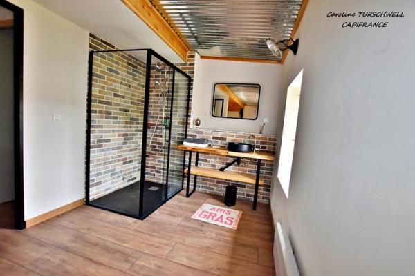 CUERS (83) - COUP DE COEUR IMMEUBLE DE CHARME de 274 m²