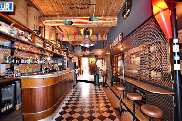 CUERS (83) - COUP DE COEUR IMMEUBLE DE CHARME de 274 m²