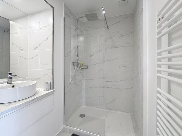 DERNIER ÉTAGE  DUPLEX D'EXCEPTION AVEC TERRASSE PLEIN SUD