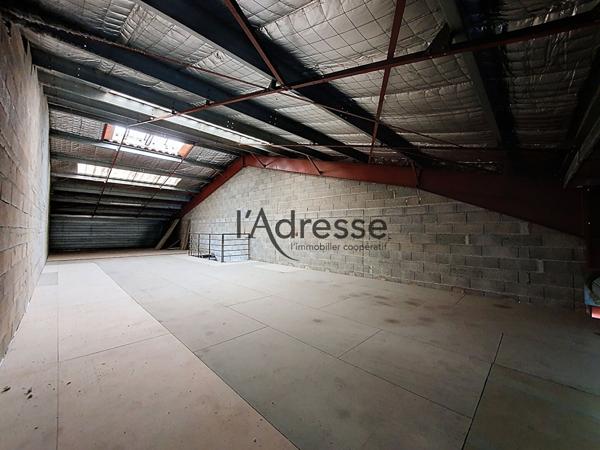 Entrepôt / local industriel Montauroux 190 m2 + Stationnement privé