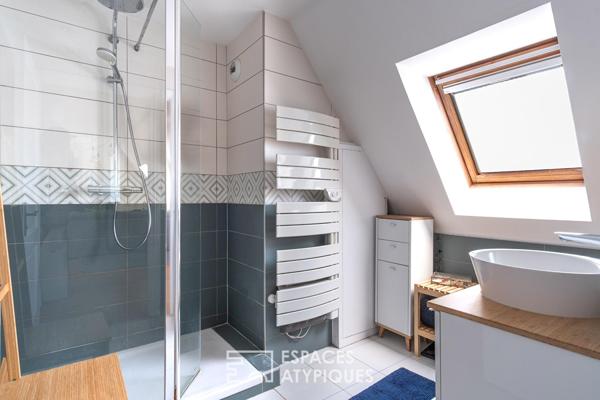 Appartement contemporain en dernier étage avec terrasse au coeur de Neudorf