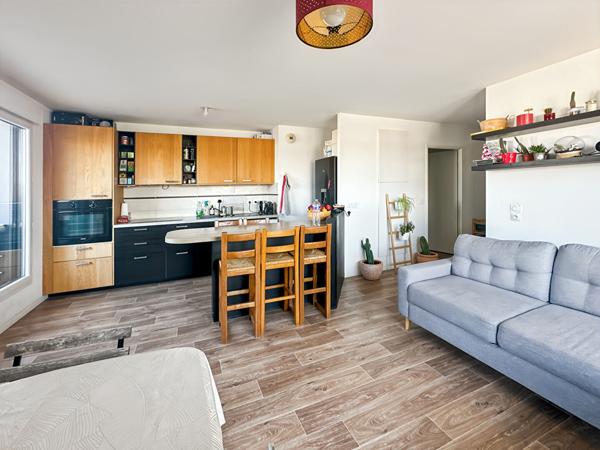 F4 Dernier étage avec Terrasse