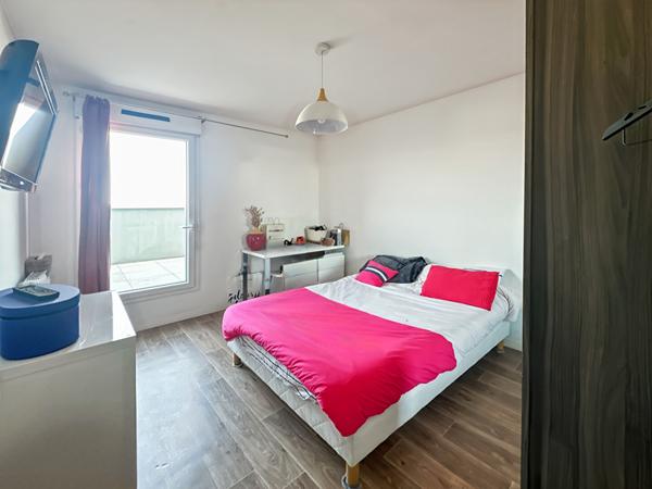 F4 Dernier étage avec Terrasse