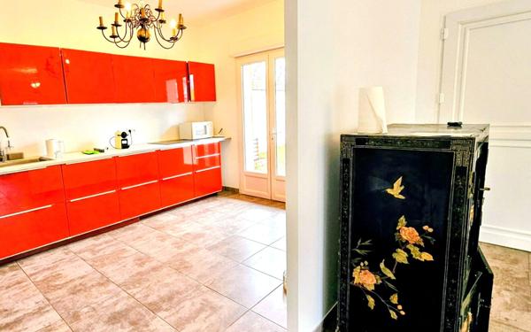 Maison à vendre    5 pièces •  La Ville-du-Bois