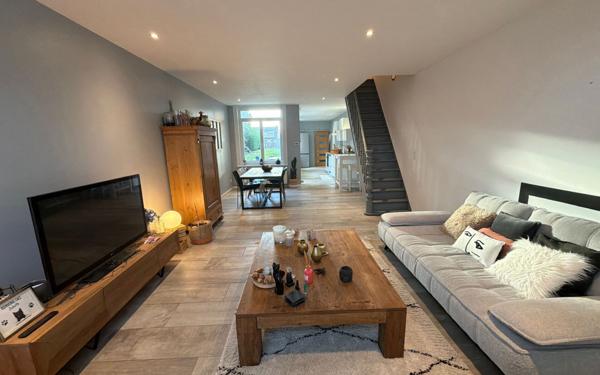 Maison à vendre    4 pièces •  Estaires