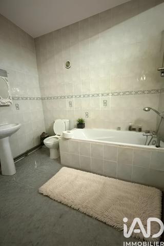 Maison à vendre 12 pièces 175 m² Ris-Orangis