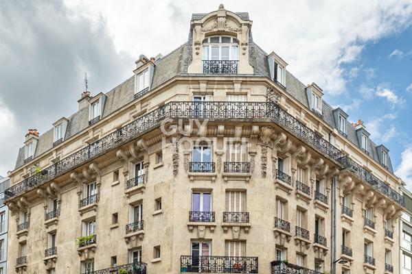 Appartement 3 pièce 65m2 entièrement rénové.