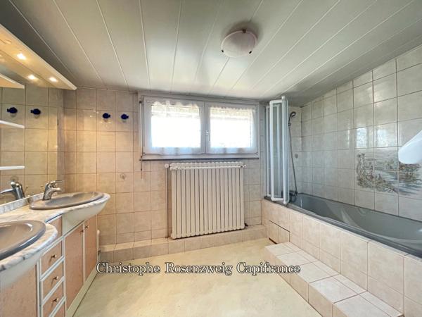 Maison à vendre 7 pièces SELONCOURT (25)