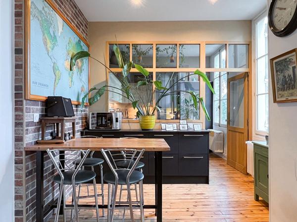 Hyper centre ville d'ANGERS - Appartement haussmannien prestigieux -120 m² - 3 suites - Garage