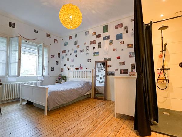 Hyper centre ville d'ANGERS - Appartement haussmannien prestigieux -120 m² - 3 suites - Garage