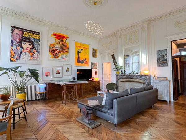 Hyper centre ville d'ANGERS - Appartement haussmannien prestigieux -120 m² - 3 suites - Garage