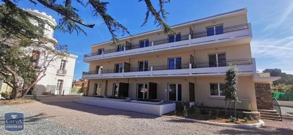 Appartement à louer 4 pièces 94.4m²