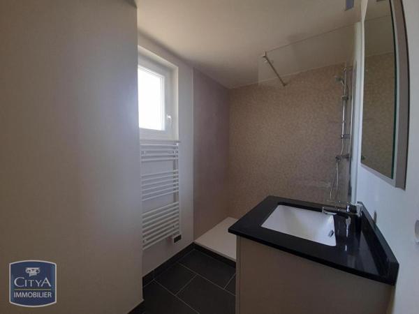 Appartement à louer 4 pièces 94.4m²