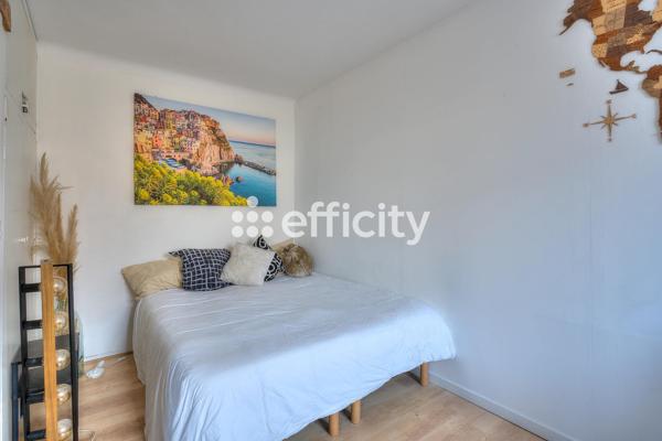 Appartement
         3 pièces
        - 56 m² Exclusivité 190 000 € *