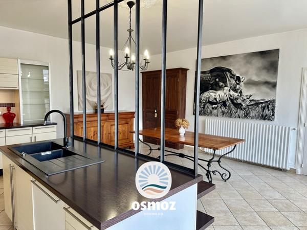 Maison type 6 en centre historique !