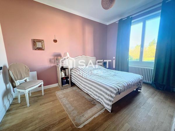 Maison pleine de charme et rénovée à Châteauroux