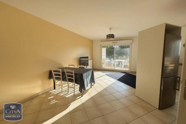 Appartement à louer 3 pièces 64.5m²