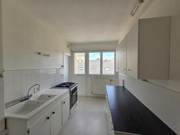 Charmant appartement T4 avec garage , Le Mans, secteur Jardin des Plantes