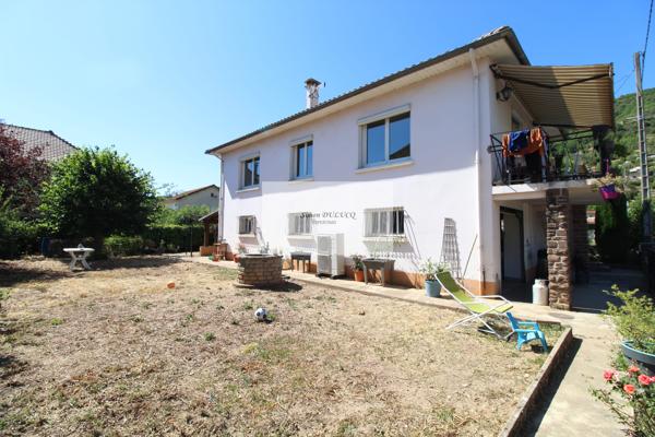 Charmante maison de 91 m² avec jardin fruitier, garage et cave