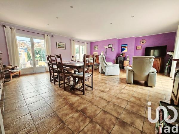 Maison traditionnelle 4 pièces de 126 m² à Saint-Nazaire (66570)