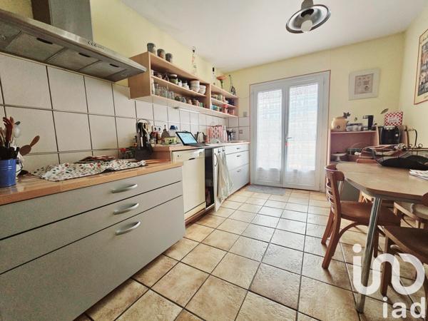 Maison traditionnelle 4 pièces de 126 m² à Saint-Nazaire (66570)