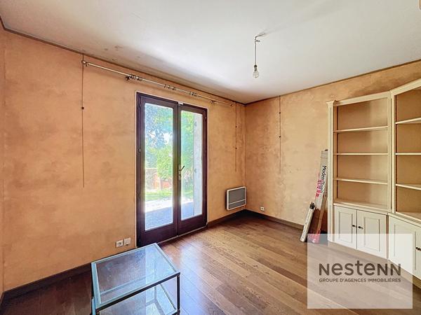 À vendre - Saint Germain les Arpajon - Proche des écoles, des commerces et des lignes de bus - grand terrain de 1400 m2 - vie de plain pied