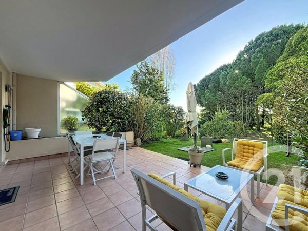 Appartement F2 à vendre  2 pièces - 46,96 m2 FREJUS - 83