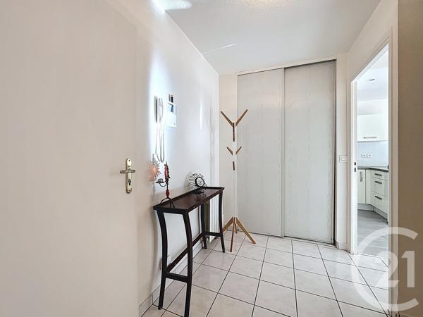 Appartement F2 à vendre  2 pièces - 46,96 m2 FREJUS - 83