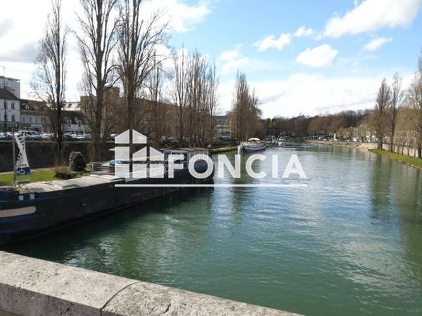 Location Appartement 2 pièces 44.52 m² - 15 RUE DU CHATEAU Melun 77000