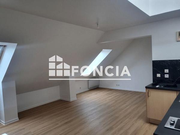 Location Appartement 2 pièces 44.52 m² - 15 RUE DU CHATEAU Melun 77000