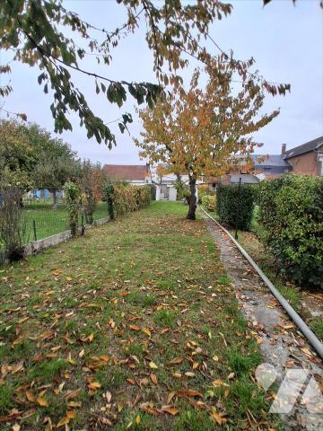 Commune de GUISE : maison 2 ch et jardin