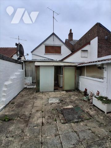 Commune de GUISE : maison 2 ch et jardin