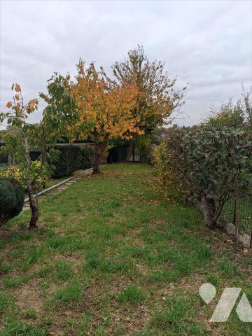 Commune de GUISE : maison 2 ch et jardin