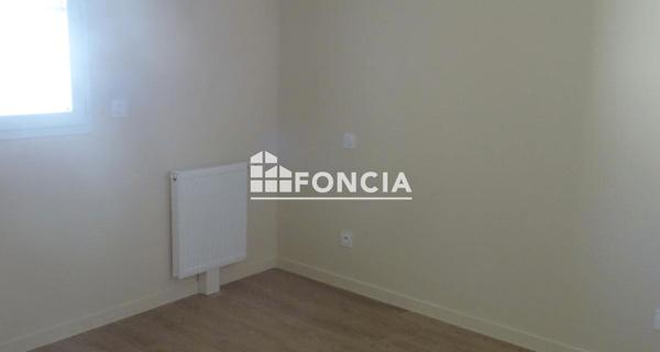 Location Appartement 2 pièces 42 m² - La Rochelle 17000