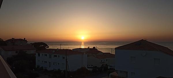 Vu mer panoramique ? Appartement T2 avec terrasse, parking et cave