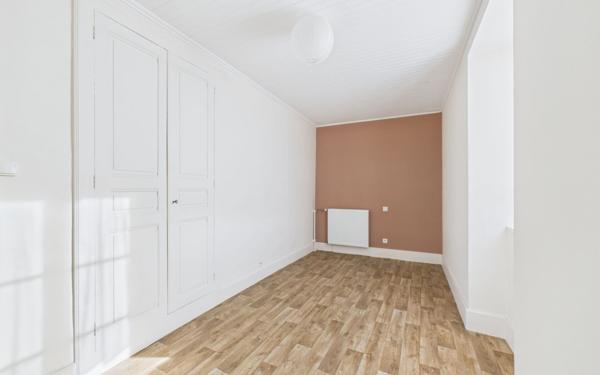 Maison à vendre    5 pièces • 140 m2 L'Albenc