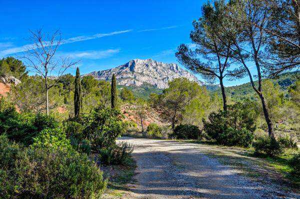 Vente Maison de luxe Aix-en-Provence 10 Pièces 430 m²