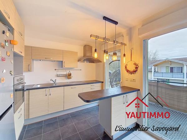 Bonne (74380) Appartement dernier étage T2 de 42 m² avec balcon-terrasse, parking et cave à Bonne