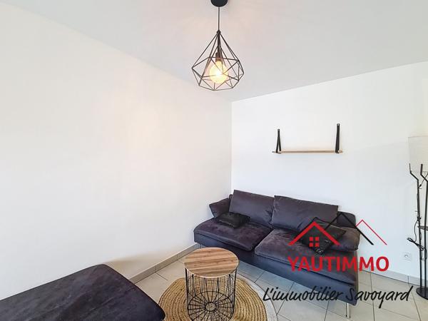 Bonne (74380) Appartement dernier étage T2 de 42 m² avec balcon-terrasse, parking et cave à Bonne