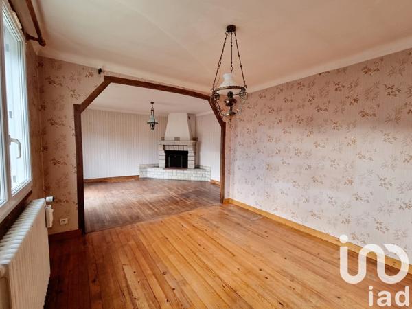 Maison 4 pièces de 96 m² à Valognes (50700)