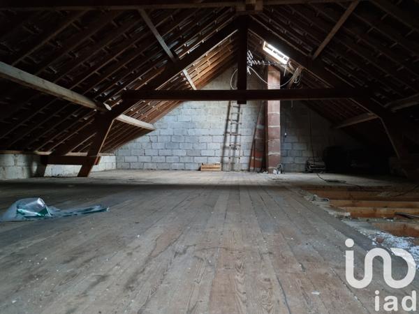 Maison 4 pièces de 96 m² à Valognes (50700)