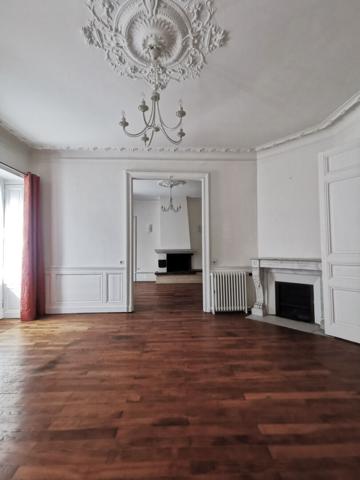 Appartement Nantes, Place Royale, 5 pièce(s) 175.52 m2