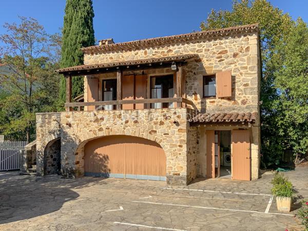 Maison d hote de 404 m²