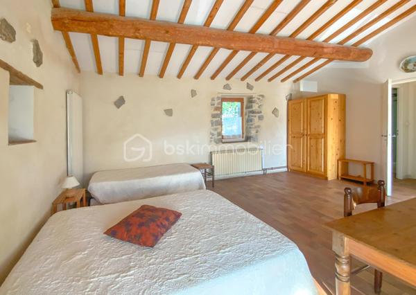 Maison d hote de 404 m²