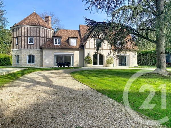 Maison à vendre  10 pièces - 400 m2 LAMORLAYE - 60